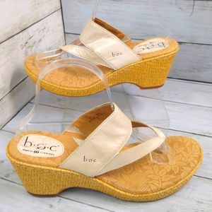 B.O.C. BornConcept Women's 9 Pearl White Leather Thong Wedge Sandals Espadrilles